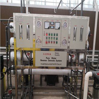 trealamh scagacháin cóireála uisce